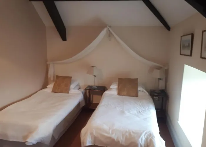 Hotel Castlemorris House 2*